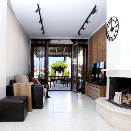 Porto Thea Alexandra Shared Pool Villa, * Afytos