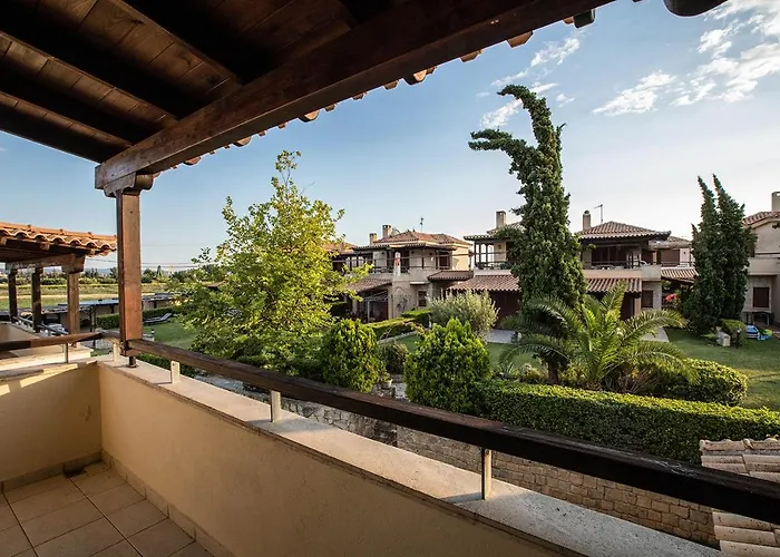 Porto Thea Alexandra Shared Pool Villa, Semesterbostad *