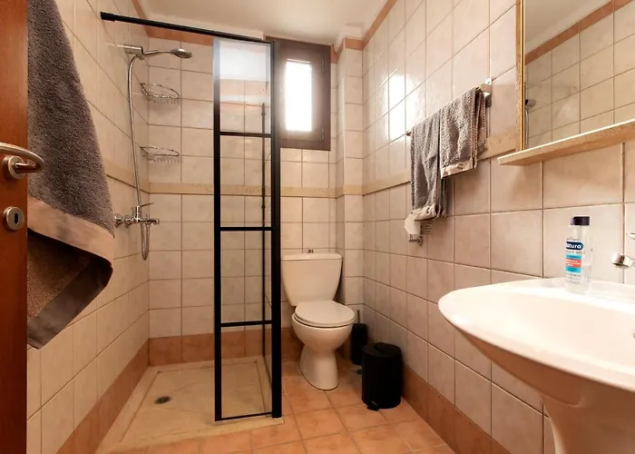 Porto Thea Alexandra Shared Pool Villa, Semesterbostad