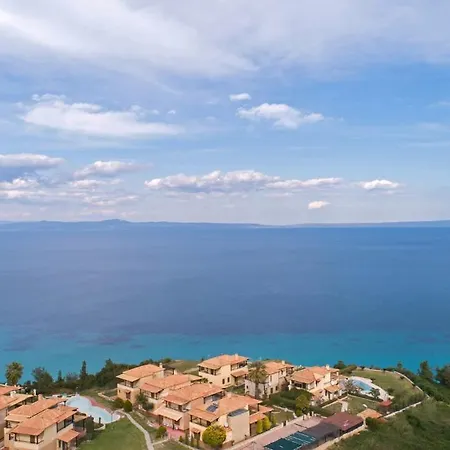 Porto Thea Alexandra Shared Pool Villa, Tatil Evi Afytos