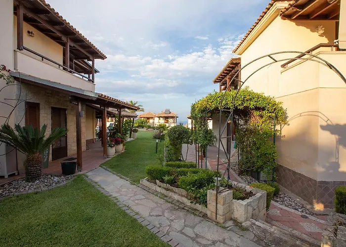 Case de vacanță Porto Thea Alexandra Shared Pool Villa, Afytos