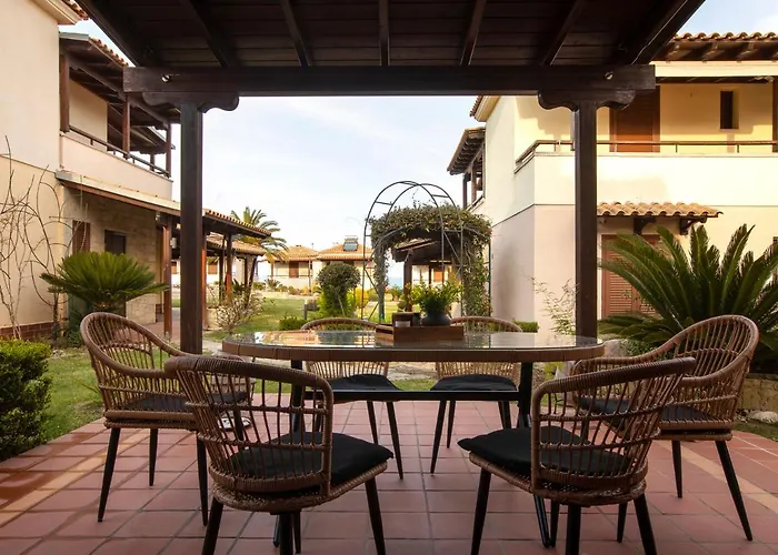 Porto Thea Alexandra Shared Pool Villa, * Afytos