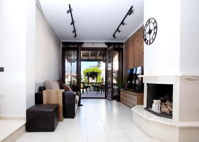 Porto Thea Alexandra Shared Pool Villa, * Afytos